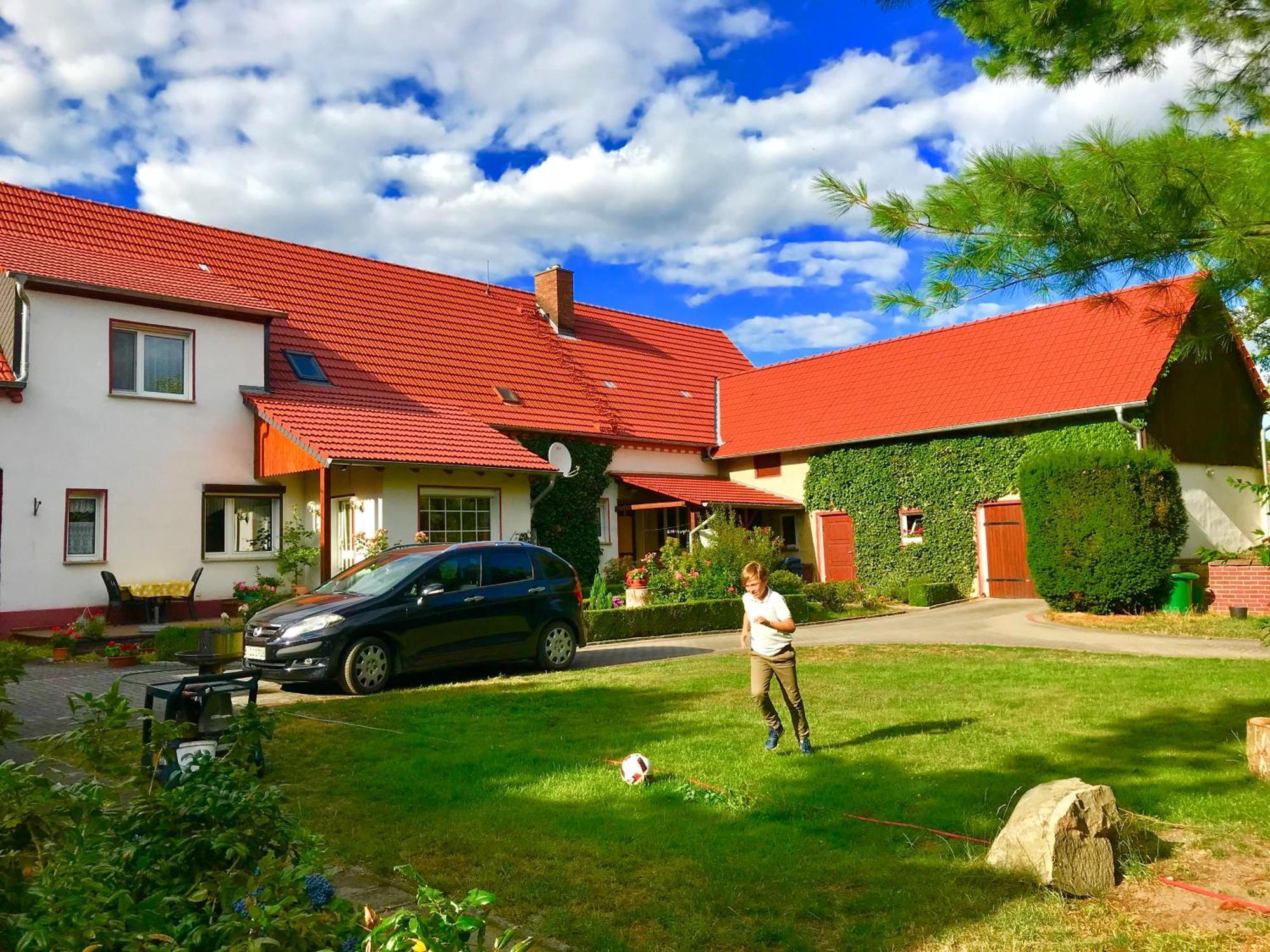 Top-Moderne Ferienwohnung Und Apartments Auf Frueherem Wunderschoenen Bauernhof Im Elbe-Elster-Kreis In Brandenburg Bei Herzberg-Elster, Schoenewalde, Holzdorf Exterior photo